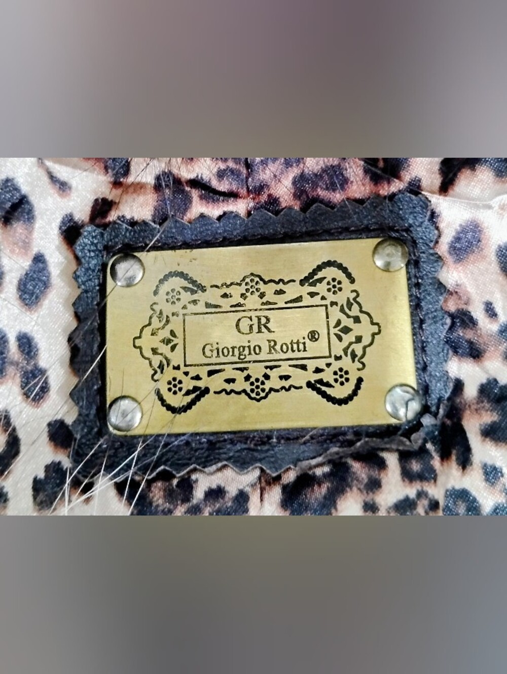 STUNNING FOX TRIMMED JACKET NWOT - Picture 2 of 15